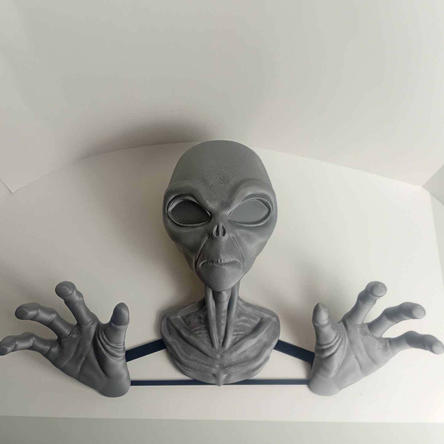 Wall Mounted Heads- Grey Alien