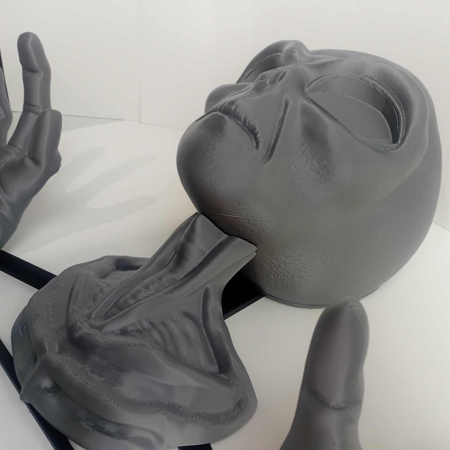 Wall Mounted Heads- Grey Alien