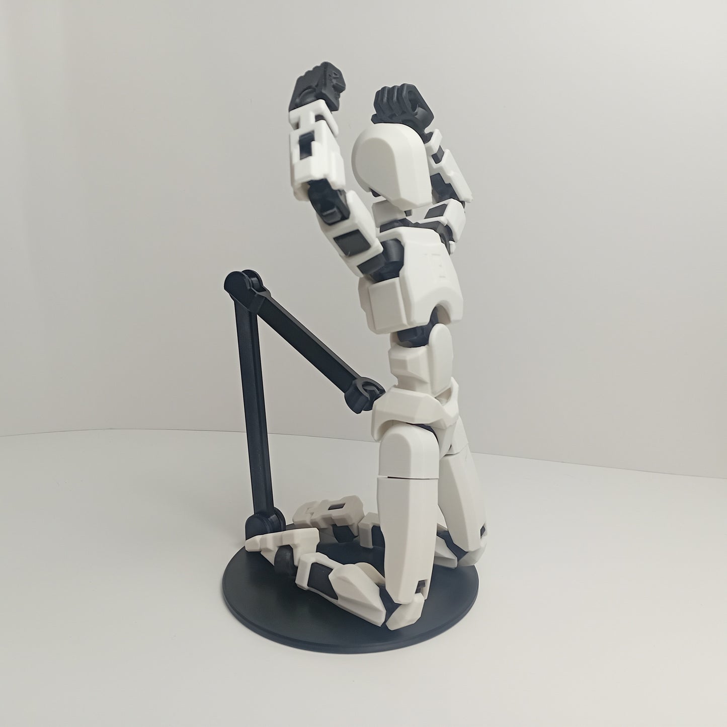 Large Dummy 13 Modelling Figure