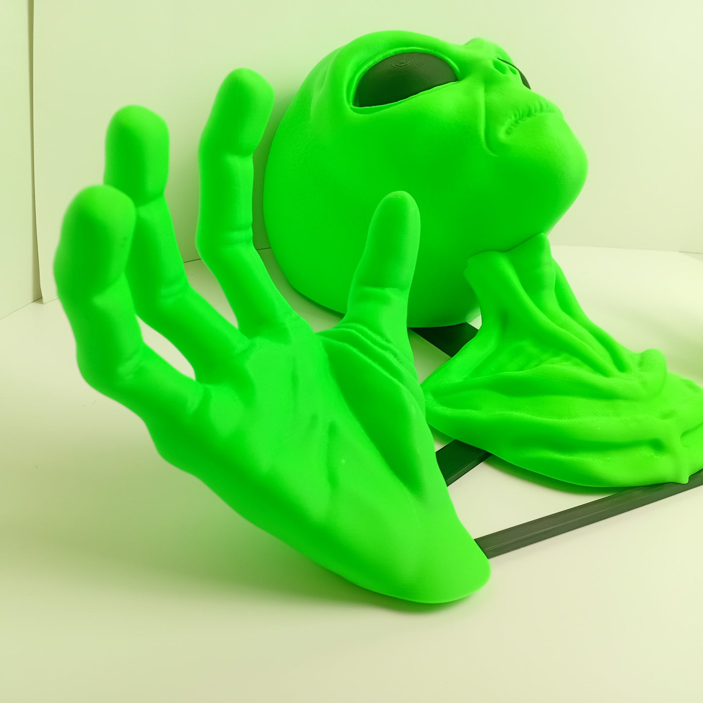 Large Green Alien Wall Mounted Head