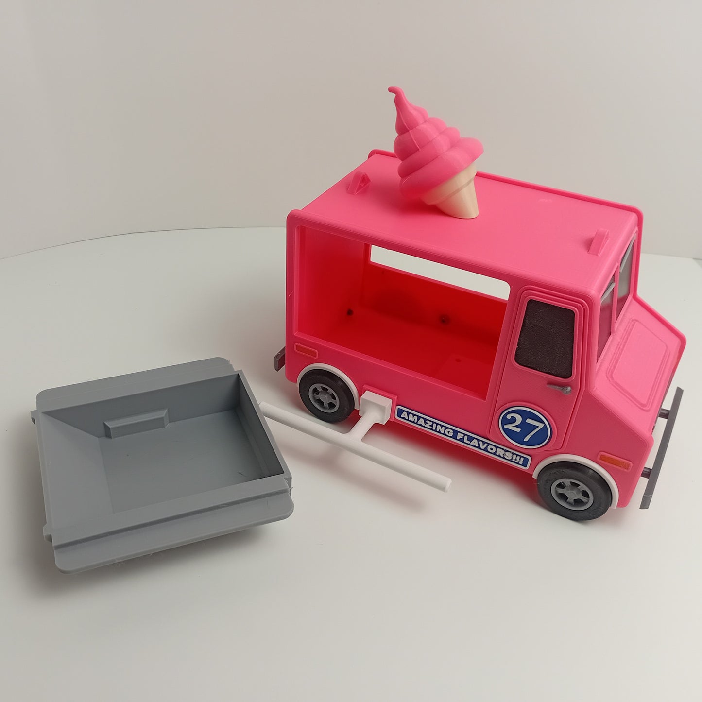 Ice Cream Truck Bird Feeder