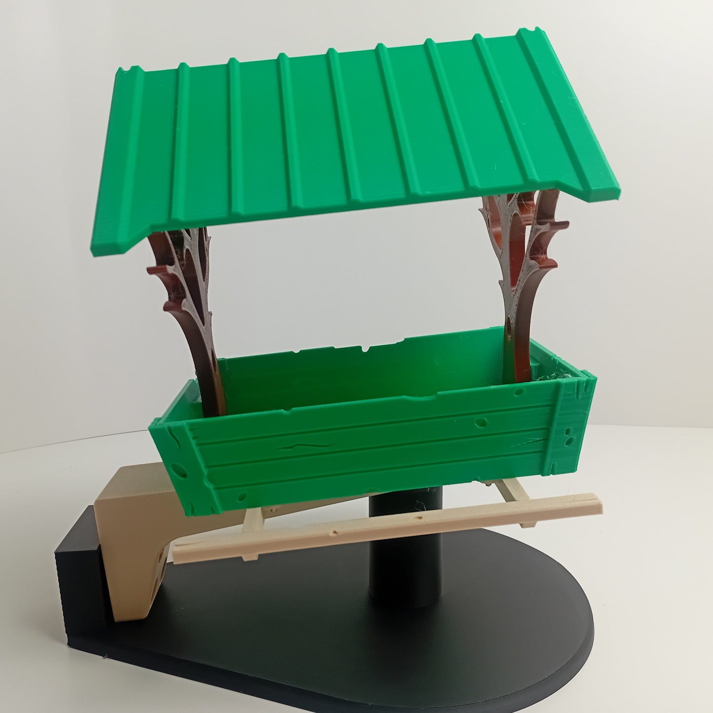 Countryside Bird Feeder