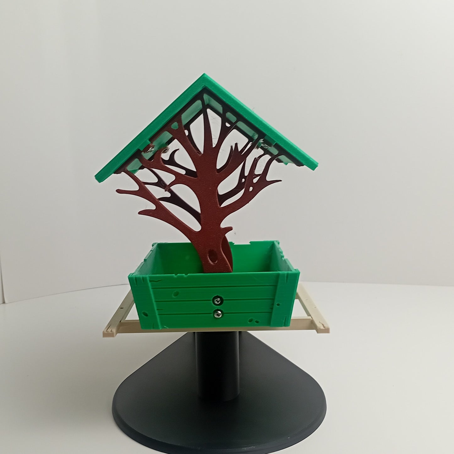Countryside Bird Feeder