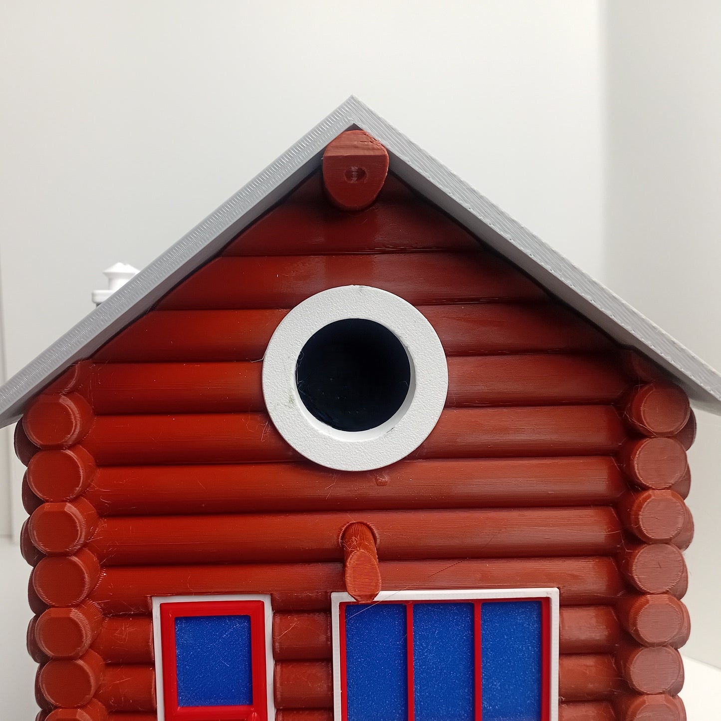 Log Cabin Bird House